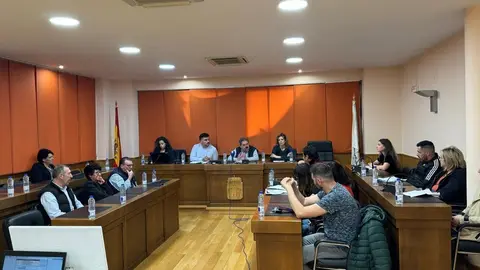 Na tarde do luns tiveron lugar dous plenos no Concello de Ver&iacute;n. | FOTO: Carlos Montero.