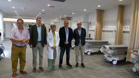 Gerardo Seoane -alcalde de Ver&iacute;n-, Antonio G&oacute;mez -conselleiro-, Guillermina Agulla -directora do Hospital-, Manuel Pardo -delegado da Xunta- e o Xerente de &Aacute;rea, Santiago Camba.