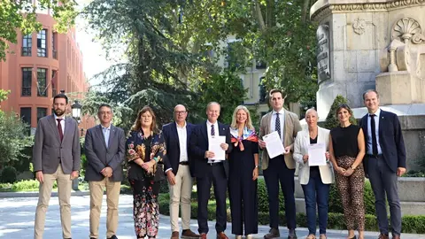 PSOE Senado moci&oacute;n axudas EHE