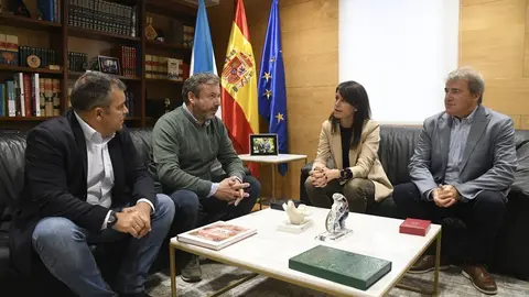 20240924 Reuni&oacute;n alcalde de Cualedro, Luciano Rivero Cuquejo, con la conselleira de Vivenda e Planificaci&oacute;n de Infraestruturas, Mar&iacute;a Mart&iacute;nez Allegue