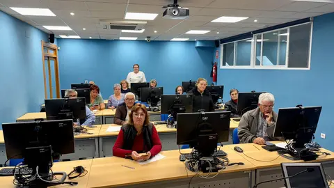 241001Curso Dixitalizacion de Maiores Ver&iacute;n