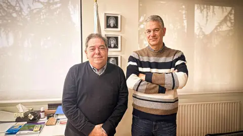 20241230 Gerardo Seoane, alcalde de Ver&iacute;n, e Carlos Neira Cortizas, secretario concello Ver&iacute;n