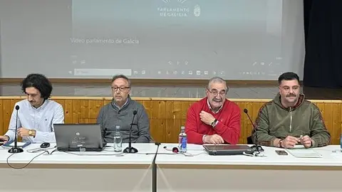 20250116 Chivite, escuela embajadora, Juan Carlos Francisco Rivera, Castor Gago e Diego Lourenzo conferencia (1)