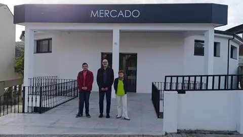 20250527 BNG Parlamento, praza abastos Viana do Bolo, secundino fern&aacute;ndez