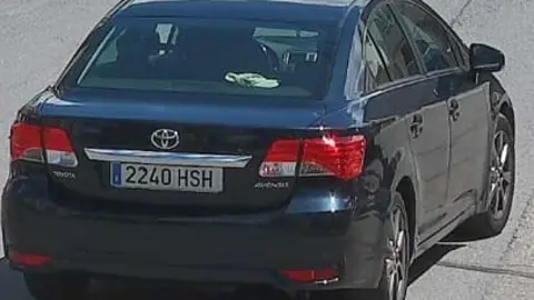 Parte trasera del autom&oacute;vil que se intenta localizar.