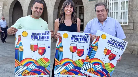 Manuel V&aacute;zquez, Samanta Barreira y Gerardo Seoane en la presentaci&oacute;n de la XVIII Feria del Vino de Monterrei.