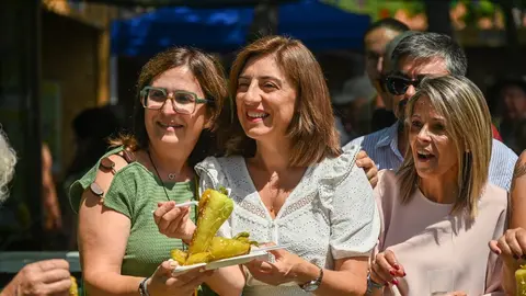 20250803 Feira Pemento O&iacute;mbra &Aacute;nxeles V&aacute;zquez, conselleira medio ambiente, ana villarino