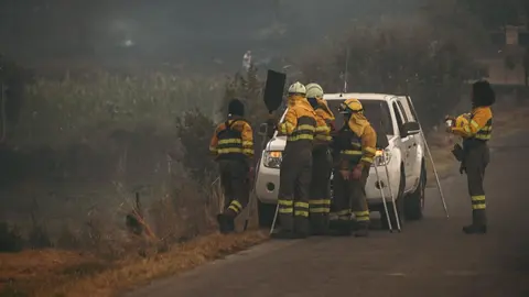 20250812 IFAGranxaO&iacute;mbra, incendio O&iacute;mbra, lume, as ch&aacute;s, a granxa, ladairo (20)