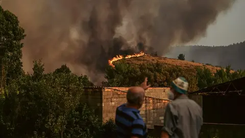 20250814 IFVilardecervosVilardev&oacute;s, Incendio Vilardev&oacute;s, Veiga das Me&aacute;s (4)