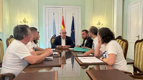 20250918 Reuni&oacute;n Eladio Santos Plataforma Dereito ao Tren