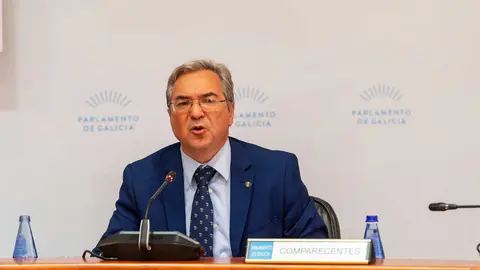 PRESENTACI&Oacute;N DOS ORZAMENTOS DA DEPUTACI&Oacute;N DE OURENSE NO PARLAMENTO DE GALICIA.
O presidente provincial, Luis Menor, comparece no Parlamento de Galicia para presentar os orzamentos da Deputaci&oacute;n de Ourense na Comisi&oacute;n parlamentaria de Econom&iacute;a, Facenda e Orzamentos. (Santiago de Compostela)