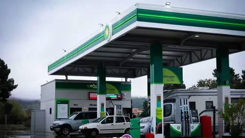 Gasolinera BP en el Pol&iacute;gono de Pazos. | FOTO: Anabel G. Sim&oacute;n.