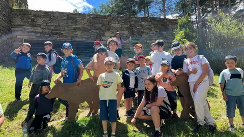 Alumnado do CEIP O Casti&ntilde;eiro de Laza.