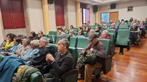 "Reverdecer" se desarroll&oacute; en la Casa da Cultura de Ver&iacute;n.