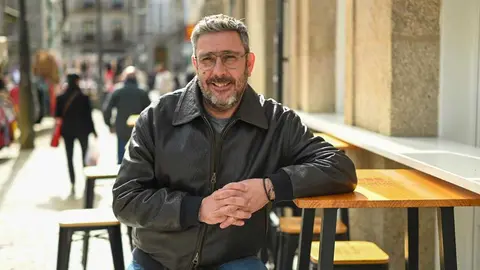 El nuevo presidente de la asociaci&oacute;n de hosteleros de Ver&iacute;n, Alberto Prieto Prieto, asume el cargo con el reto de unir a todos los profesionales.