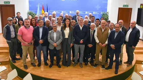 Acto de presentaci&oacute;n do protocolo de colaboraci&oacute;n dotado con preto de catro mill&oacute;ns de euros para o reforzo de medios humanos e materiais na loita contra o lume na contorna agroforestal ourens&aacute;.