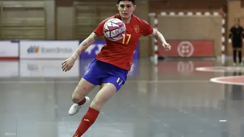 Ant&iacute;a P&eacute;rez con la selecci&oacute;n espa&ntilde;ola de F&uacute;tbol Sala.