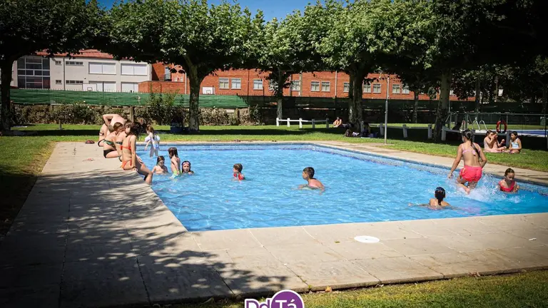 El Concello de Verín abre este sábado las piscinas municipales de A Granxa
