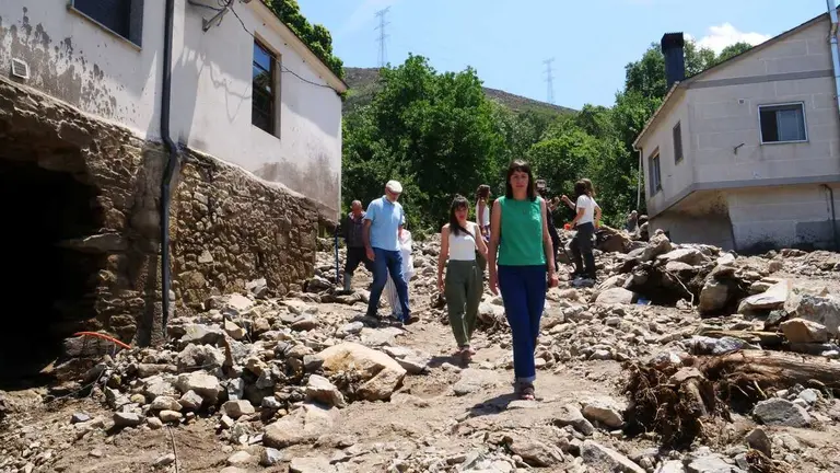 Ana Pontón esixe en Viana do Bolo axudas inmediatas para os damnificados polas graves riadas | NOTICIAS VERÍN