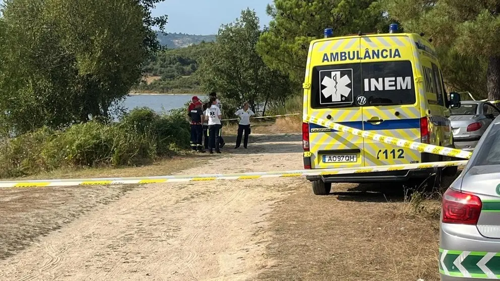B&uacute;squeda del joven ahogado en Chaves FOTO | Canal Alto T&aacute;mega