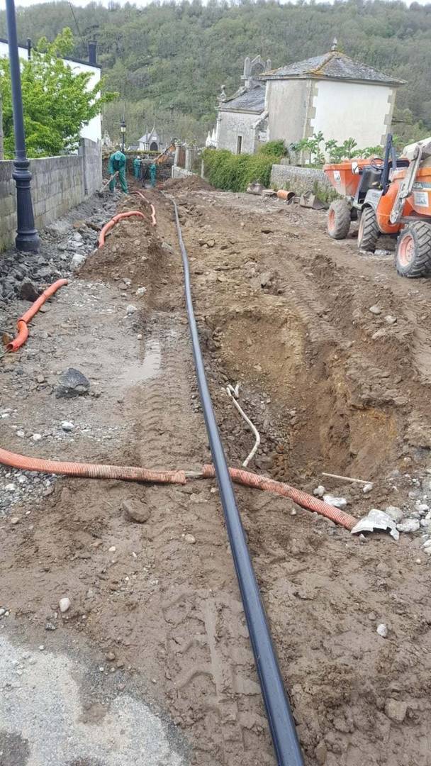 Cnanlización e pavimentación Rúa San Amaro, Viana | Foto: concello