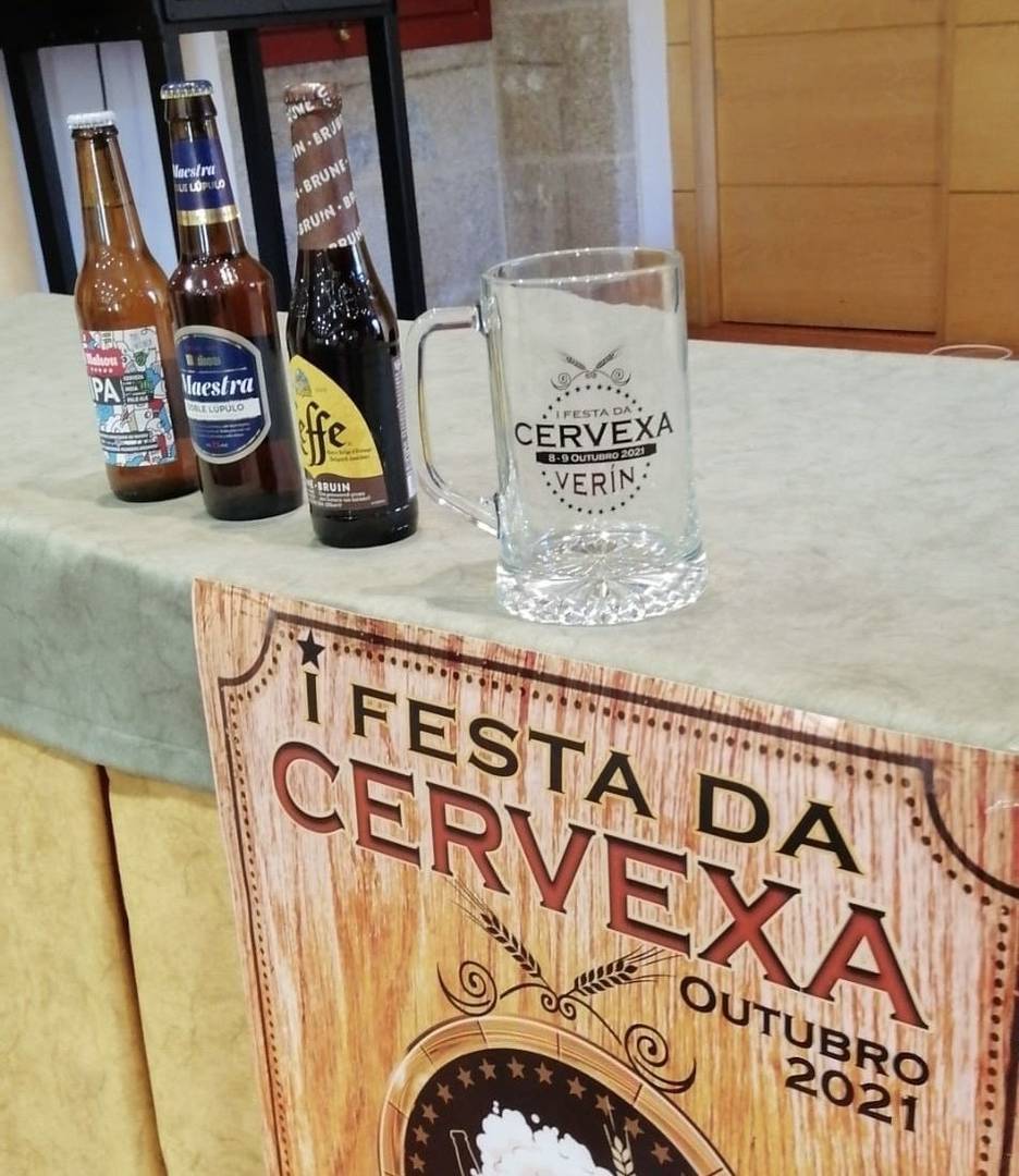A xarra conmemorativa.