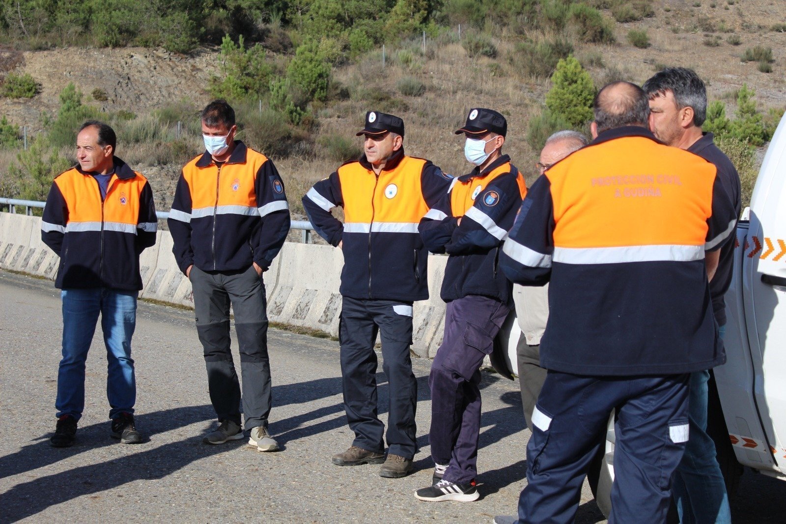 Membros das Agrupacións de Protección Civil das Comarcas de Verín e Conso-Frieiras. | FOTO: Xosé Lois Colmenero.