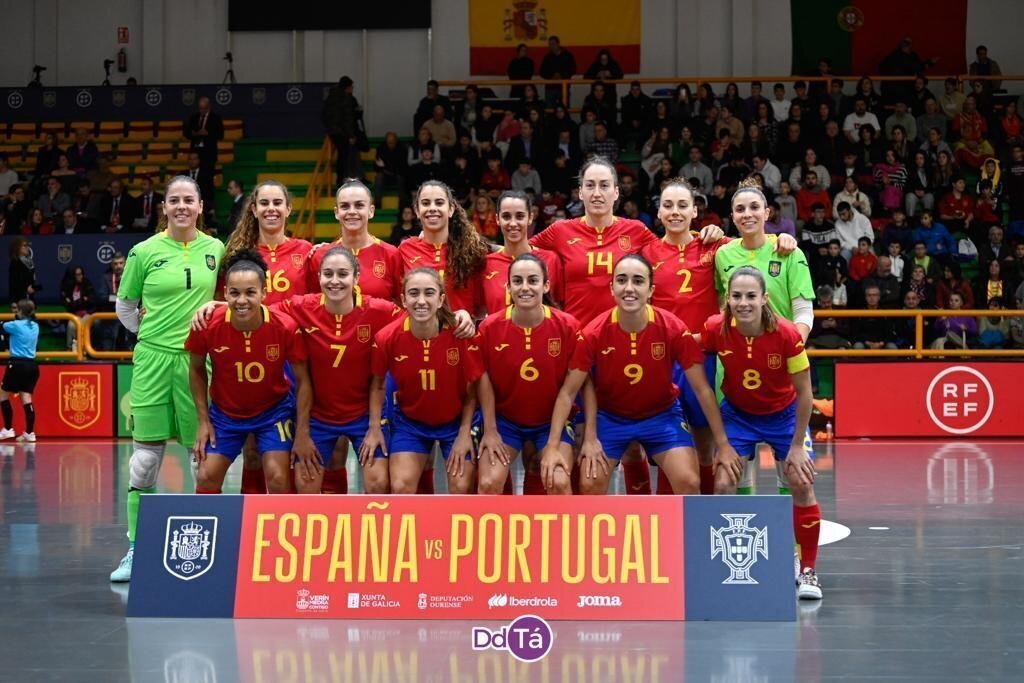 El combinado nacional dirigido por Clàudia Pons. | FOTO: Noelia Caseiro.