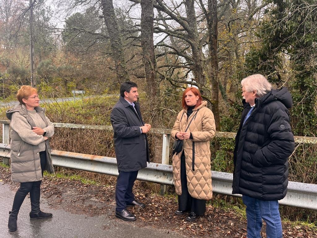 Pedro Blanco, Eva Pérez Gamote y Emilio González Afonso en Vilardevós