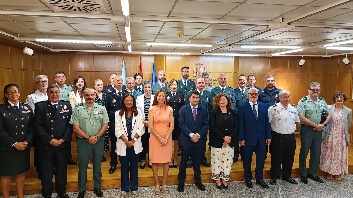 20240708 Medallas al mérito Protección Civil, dos guardias civiles de Verín por incendios 2022