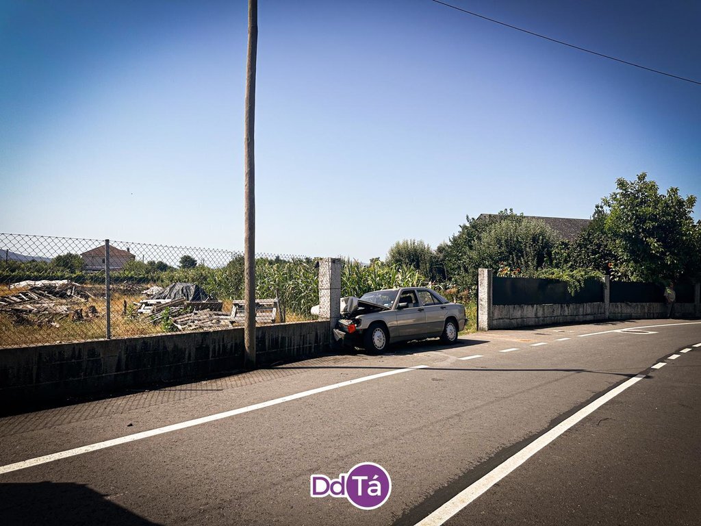20240730 Accidente Castrelo do Val_Rúa Toural04