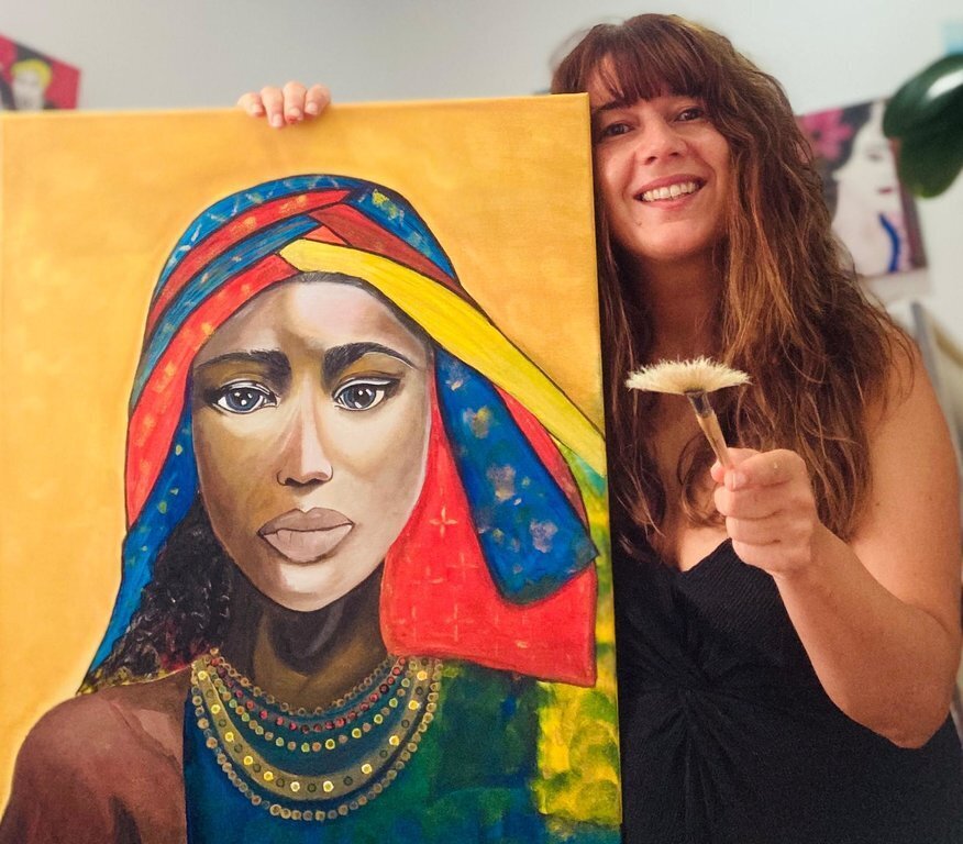 Elga Lorenzo, artista de A Devesa (Vilardevós).