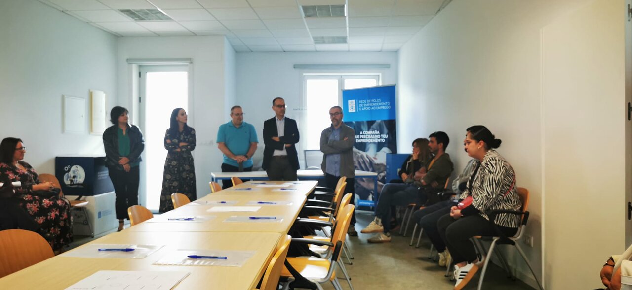 Presentación del evento con el Subdirector xeral de Emprego, Jose Luis Maestro.