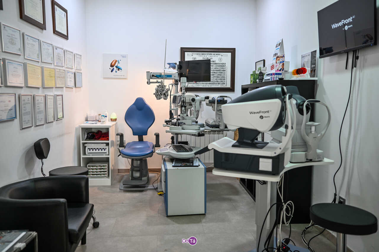 Su equipo de ópticos optometristas tiene a su disposición la más avanzada tecnología de diagnóstico clínico.