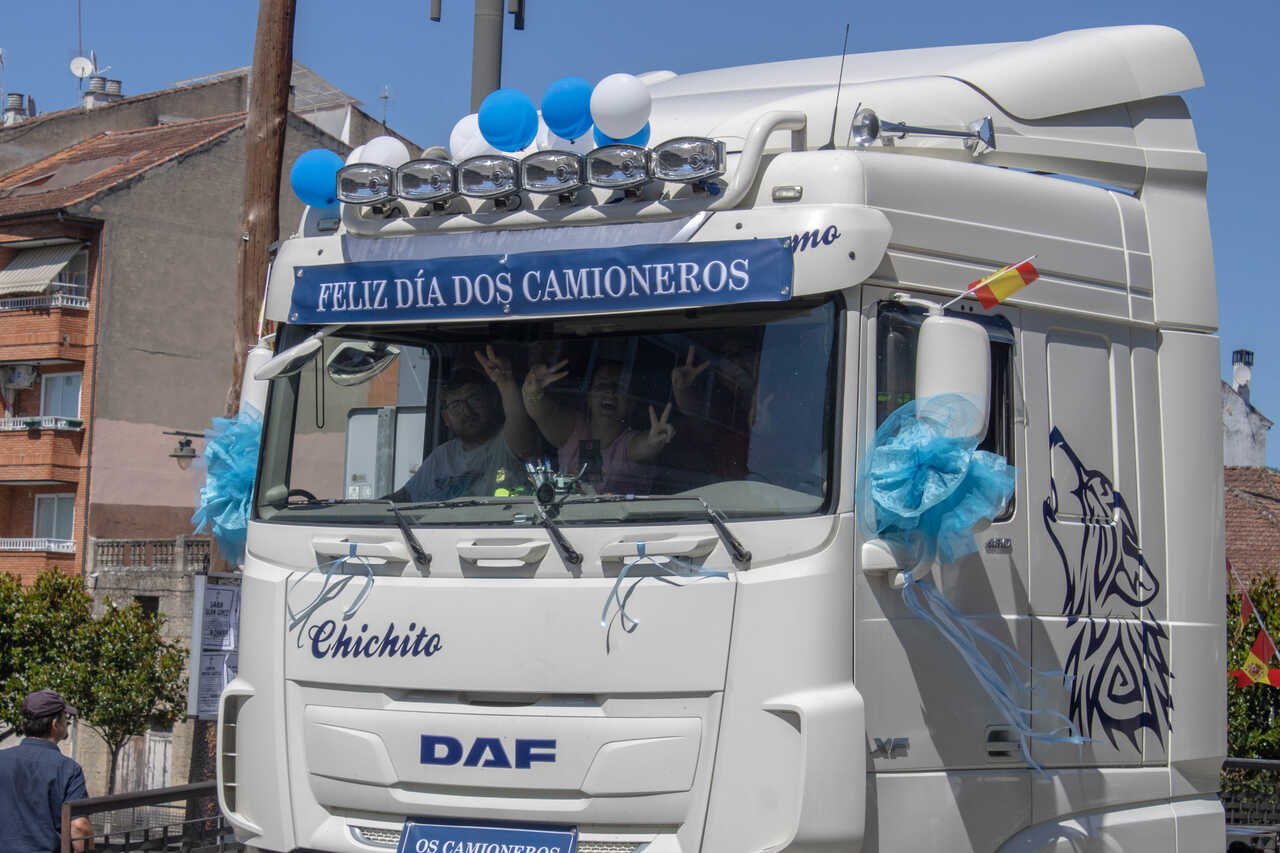 &iexcl;Pues eso! &iexcl;El gran d&iacute;a de los camioneros! | FOTO: Juan Carnero.